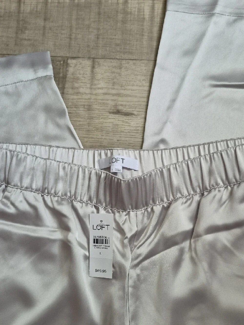 LOFT Wide-Leg Satin Pants in Light Cream - Picture 5 of 7
